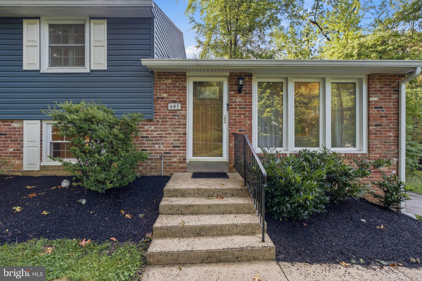 687 Brookwood Rd Property Photo 4