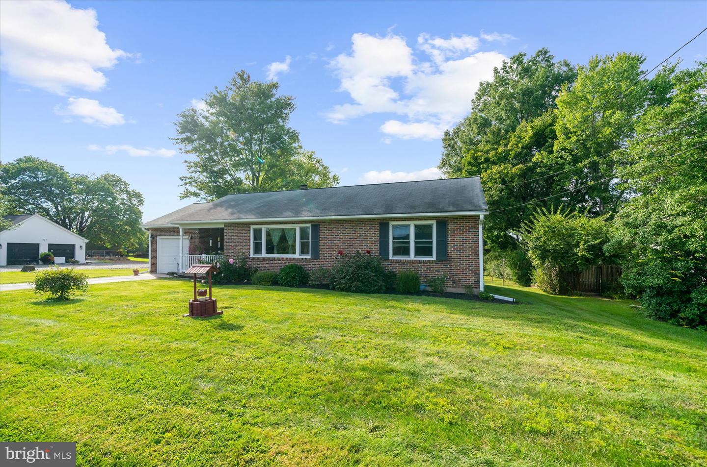 1207 Red Hill Rd Property Photo 3