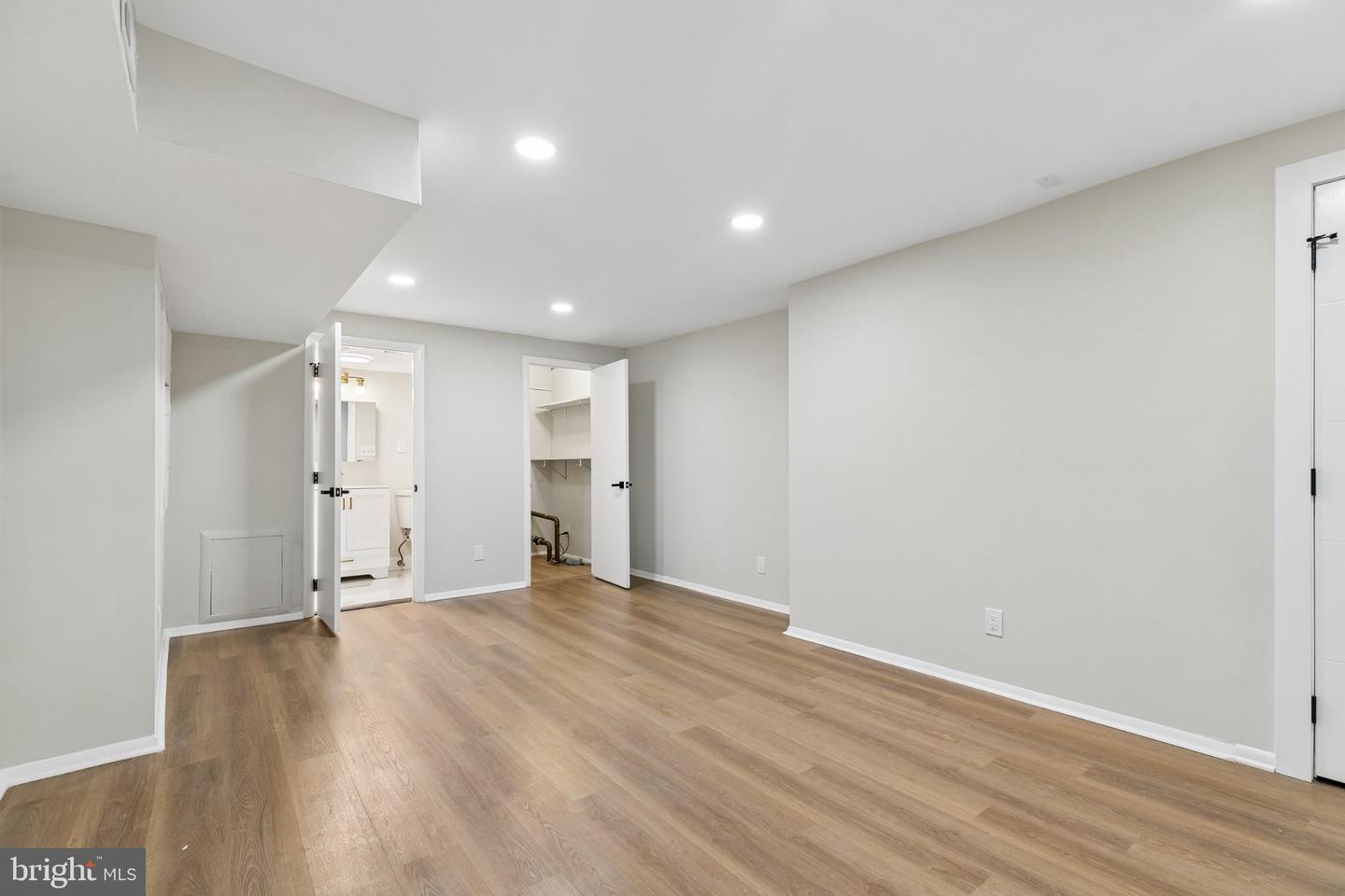 17 Jefferson St #a Property Photo 29