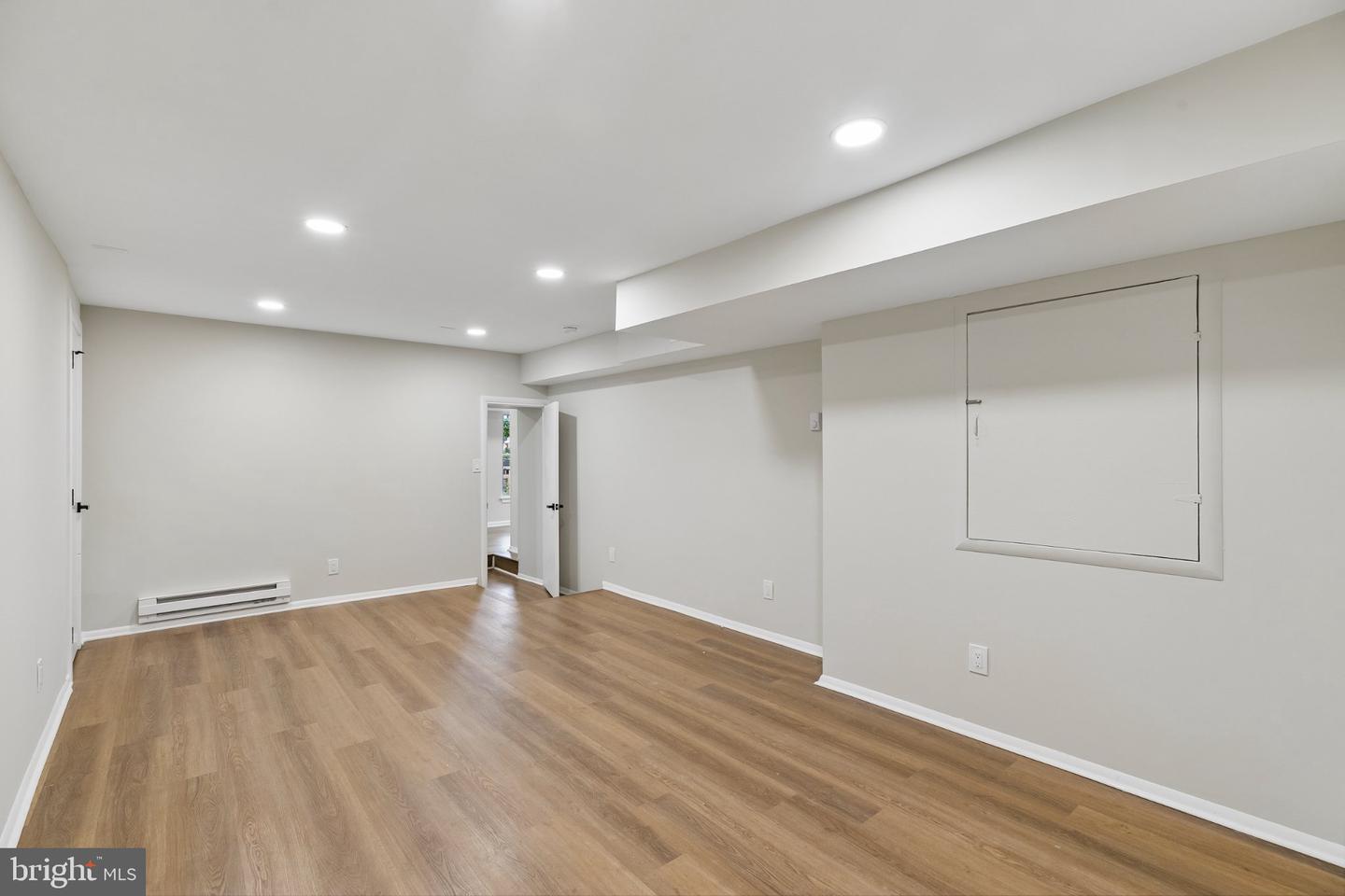 17 Jefferson St #a Property Photo 31