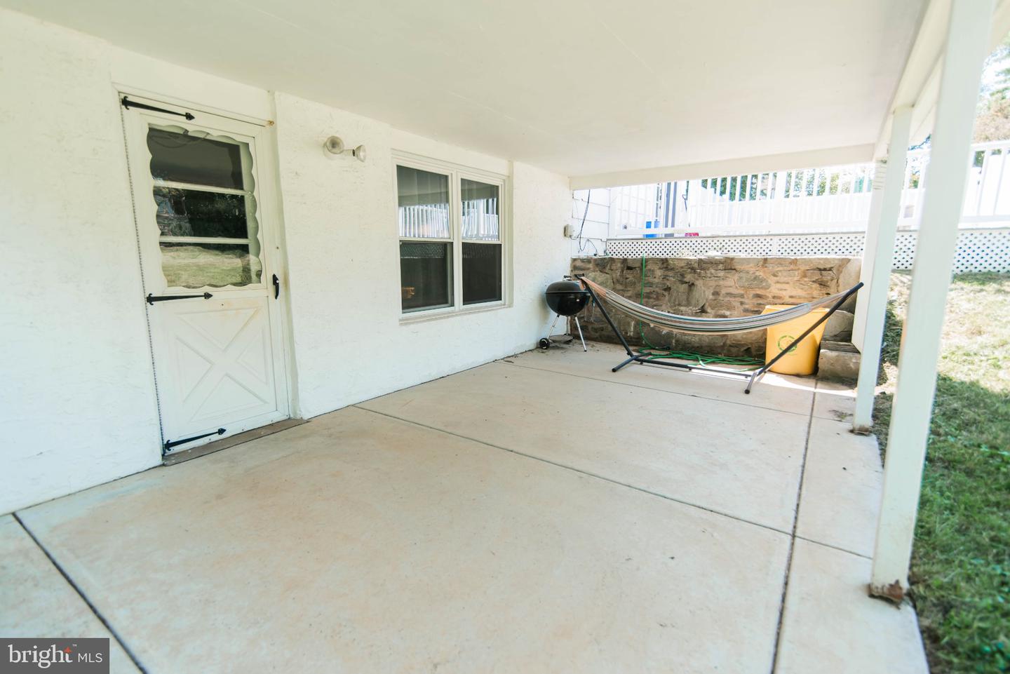 794 North Hills Ave Property Photo 31