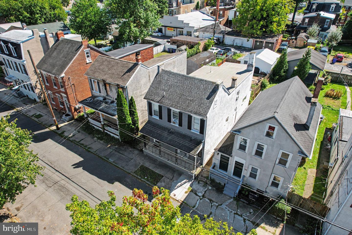 42 Chestnut St Property Photo 38