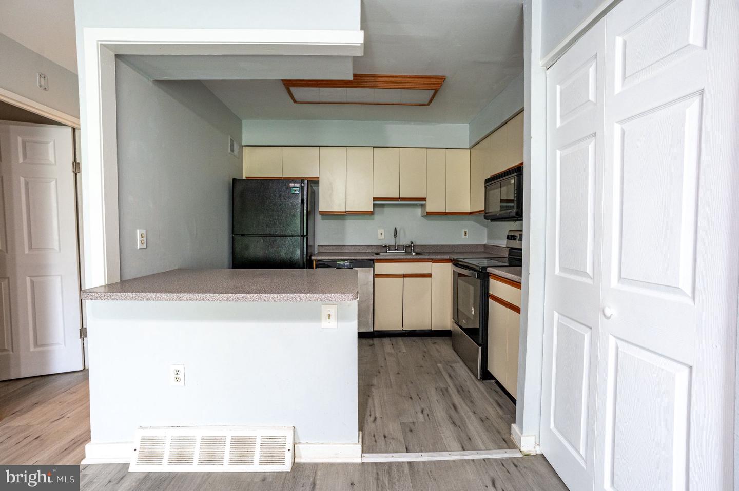 PAMC2193388 Property Photo 16