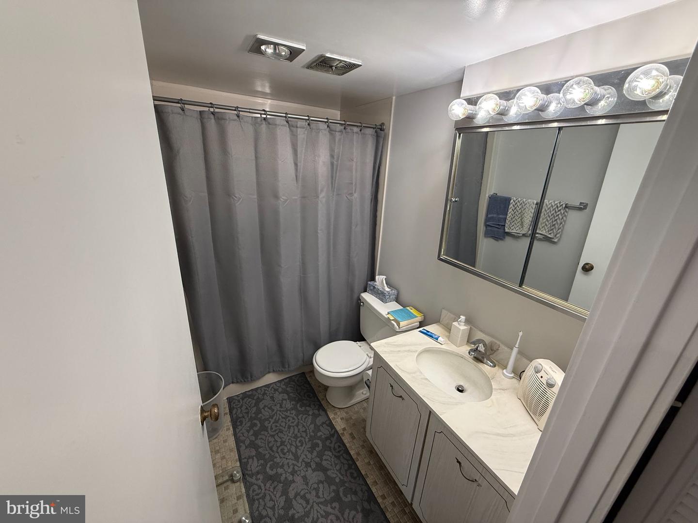 309 Florence Ave #120-n Property Photo 11