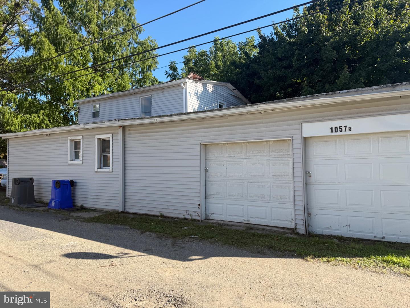 1057 South St #rear Property Photo 17