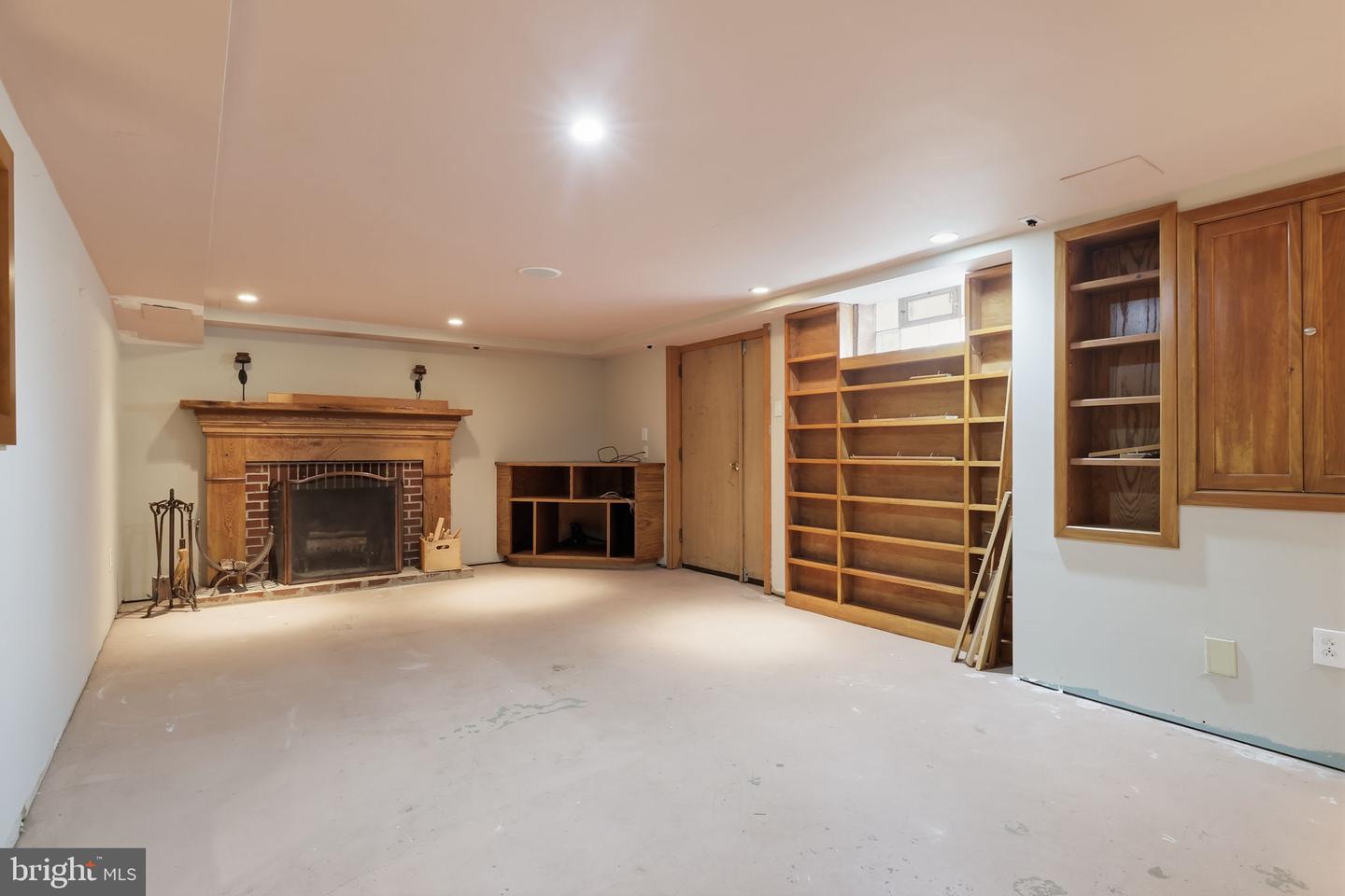 158 Cowpath Rd # Property Photo 25