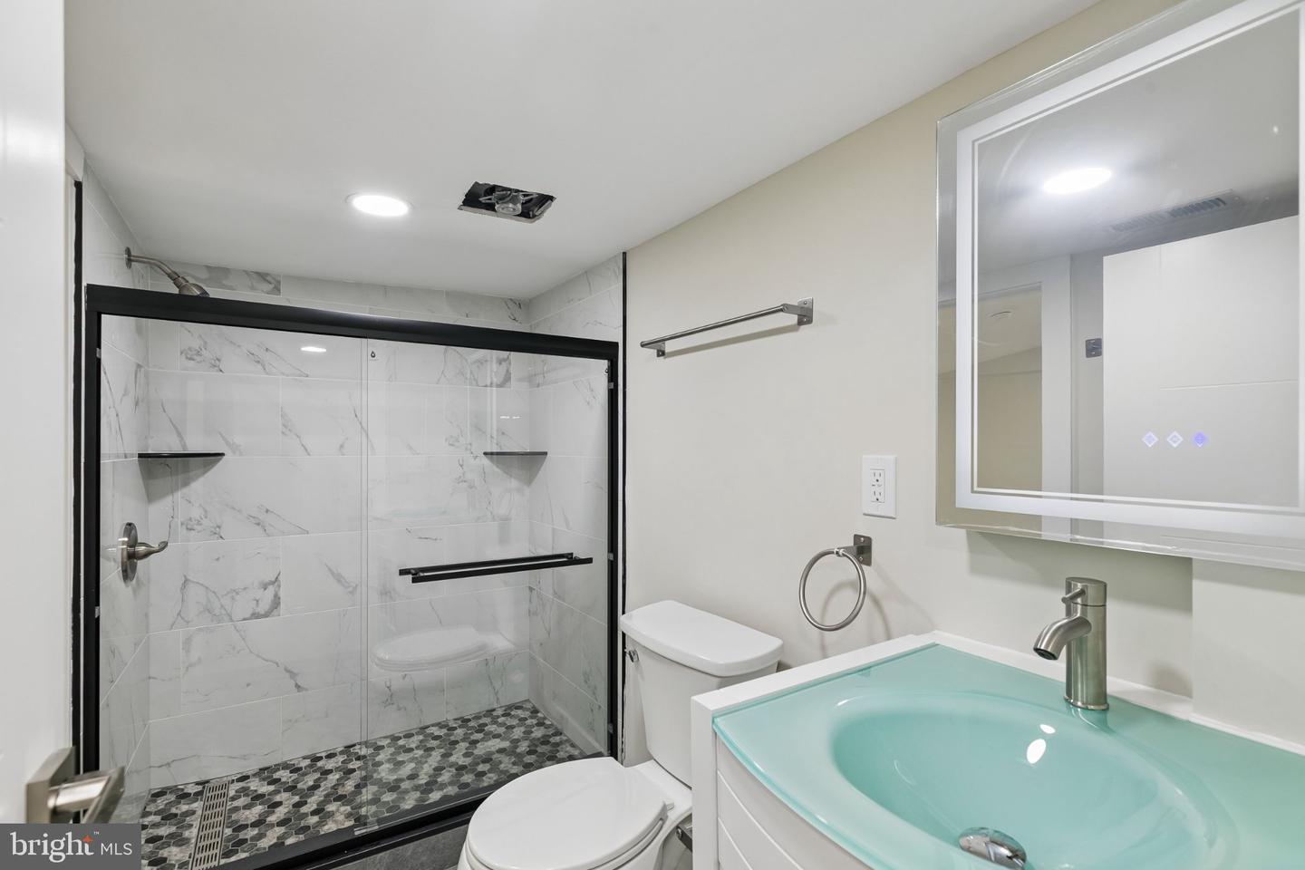 17 Jefferson St #b Property Photo 33