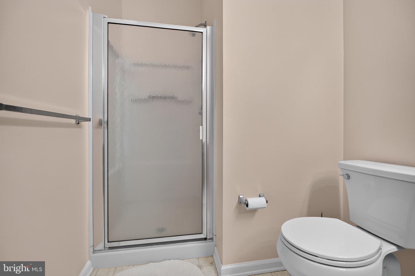 26 Stuart Dr #26 Property Photo 6