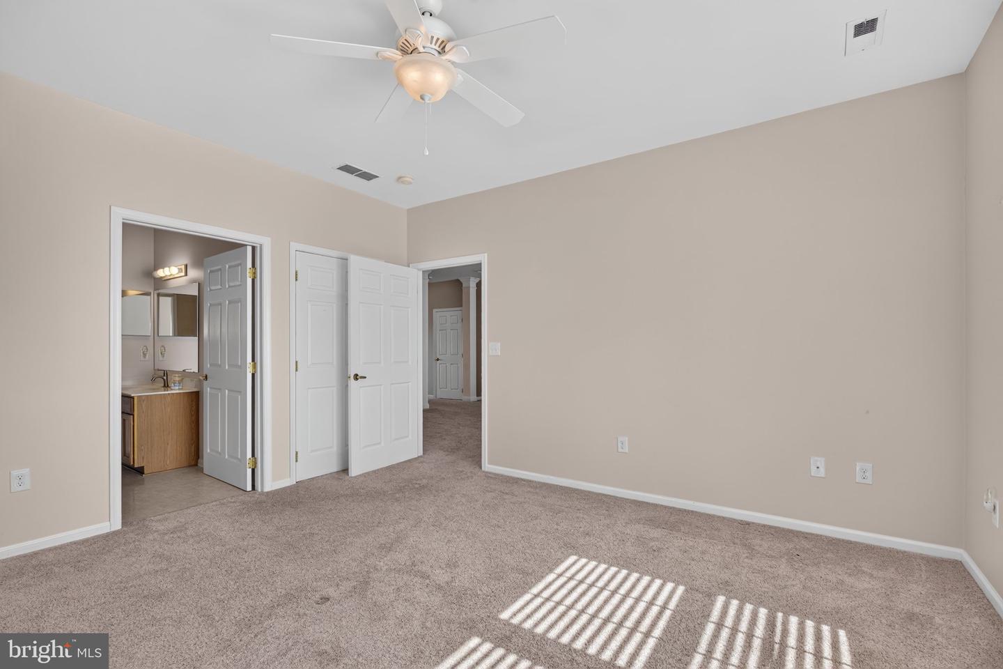 26 Stuart Dr #26 Property Photo 15