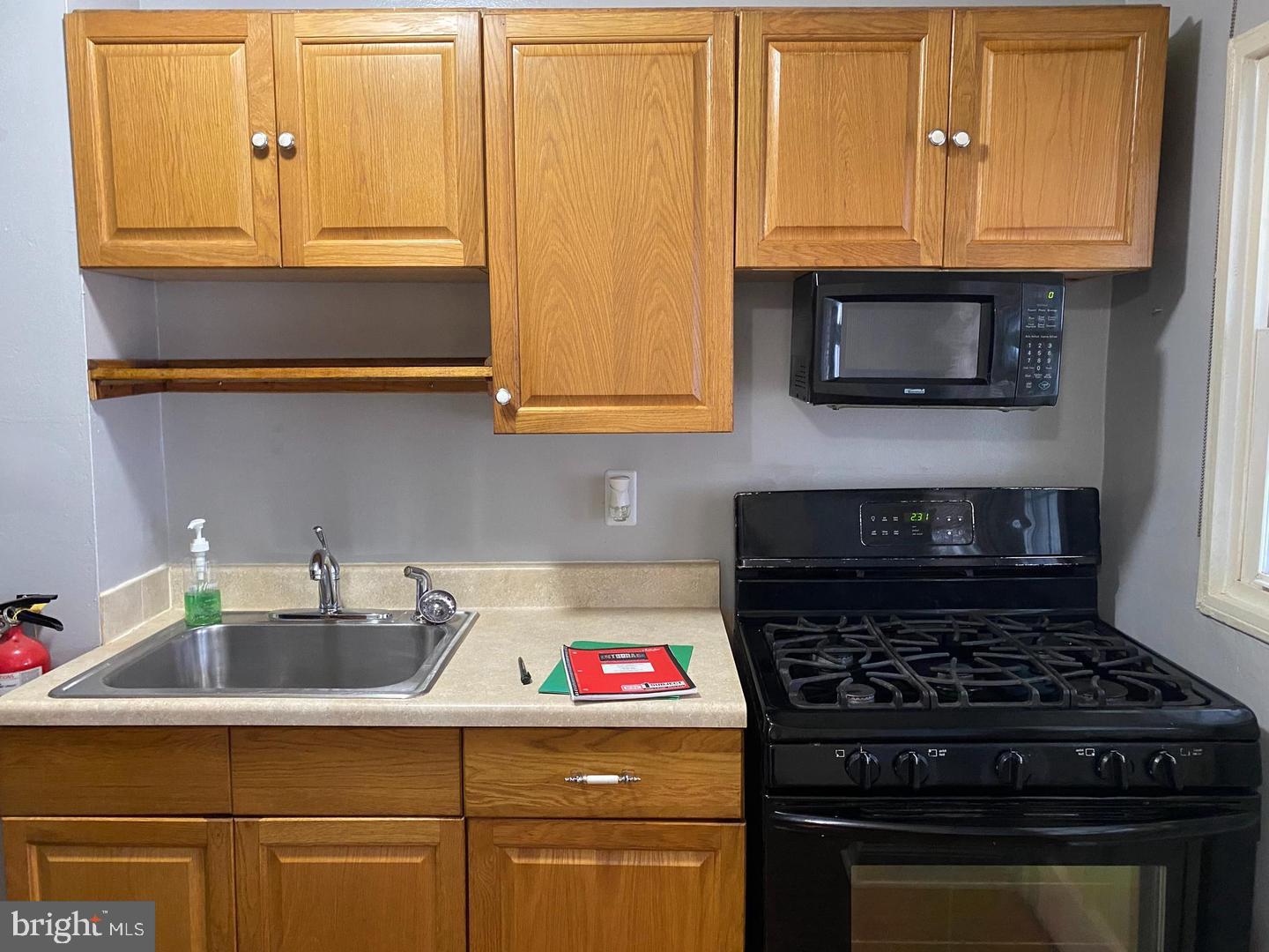 17 Hartranft Ave Property Photo 2