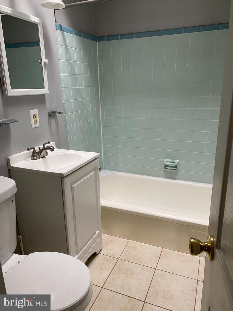 17 Hartranft Ave Property Photo 7