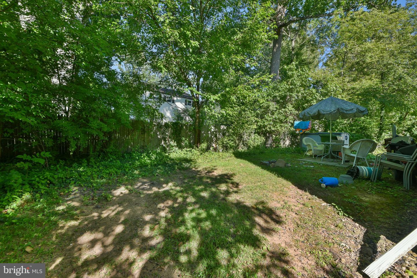 576 Meadowbrook Ave # Property Photo 17