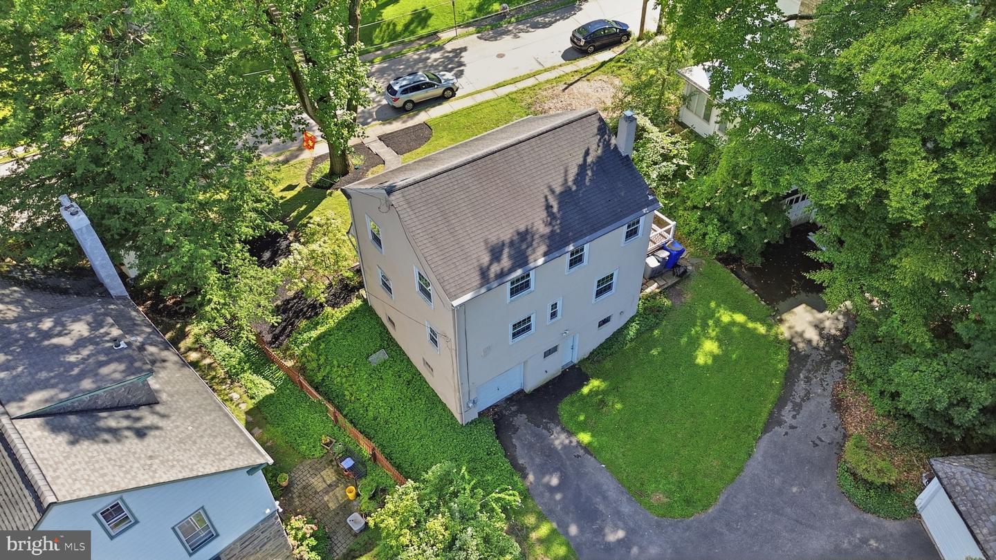 103 Glenview Ave Property Photo 24