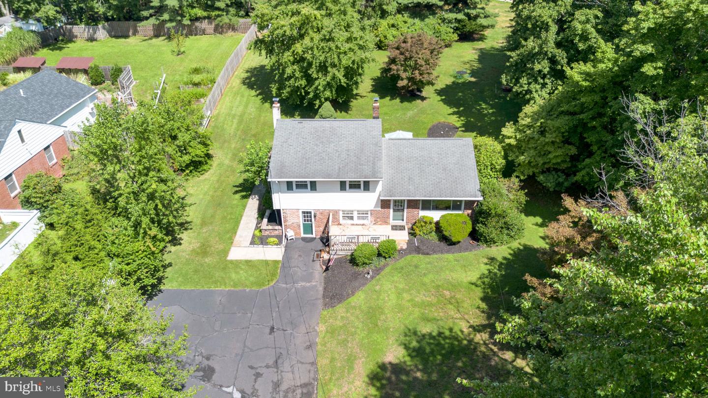 1042 Davis Grove Rd Property Photo 5