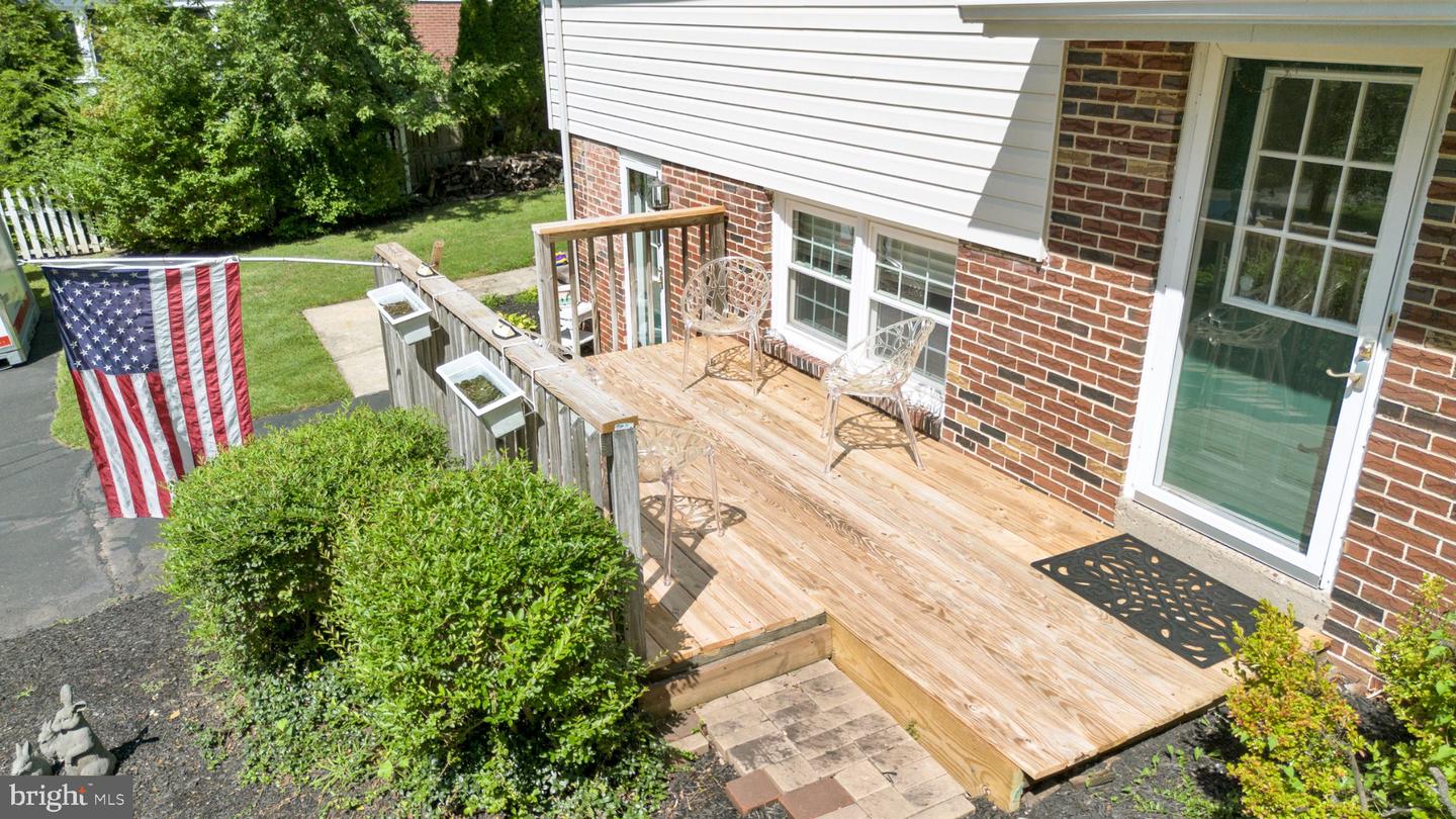 1042 Davis Grove Rd Property Photo 6
