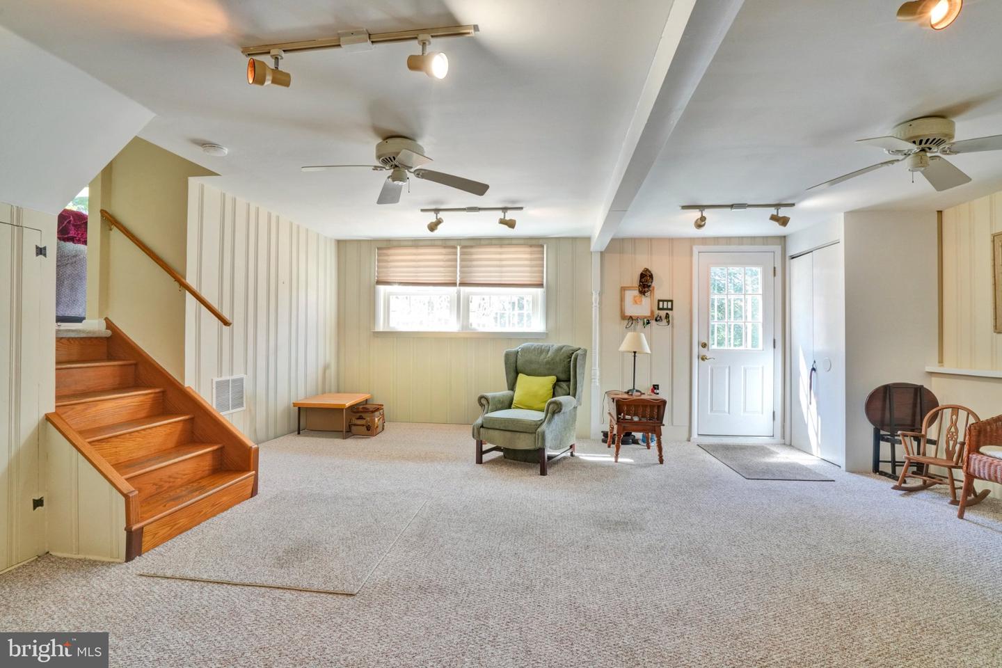 1042 Davis Grove Rd Property Photo 11