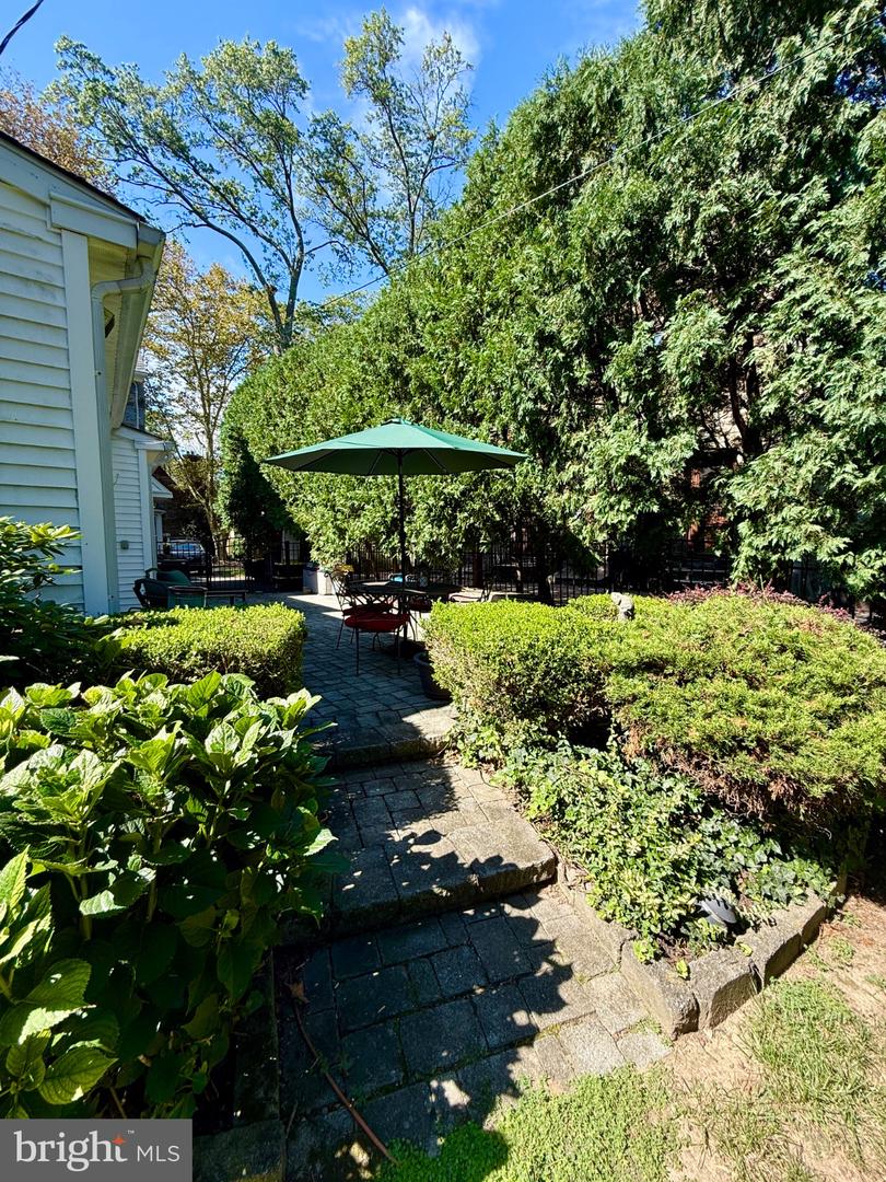 1013 Wellington Rd Property Photo 42