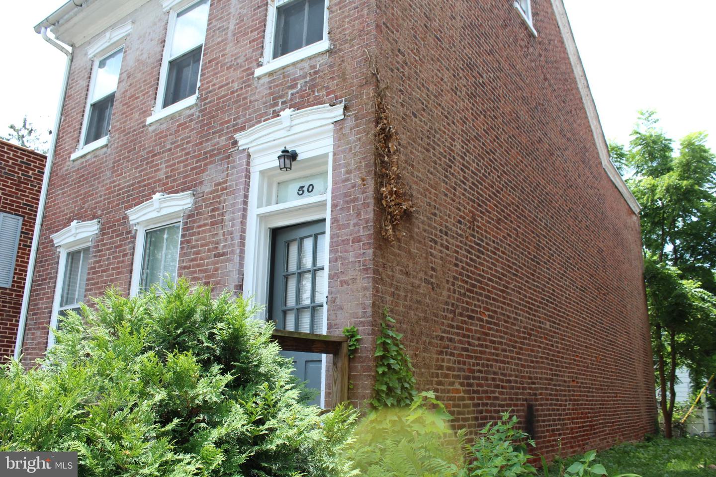 50 E 2nd St Property Photo 2