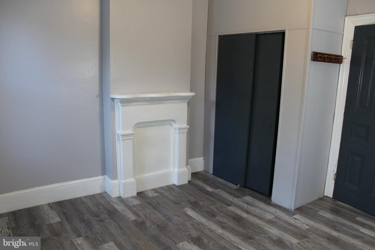 50 E 2nd St Property Photo 12