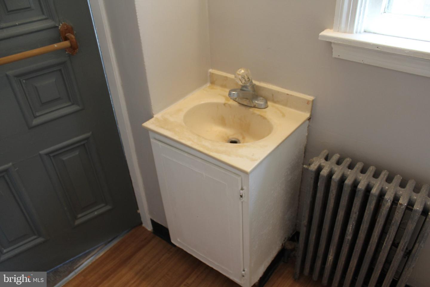50 E 2nd St Property Photo 26
