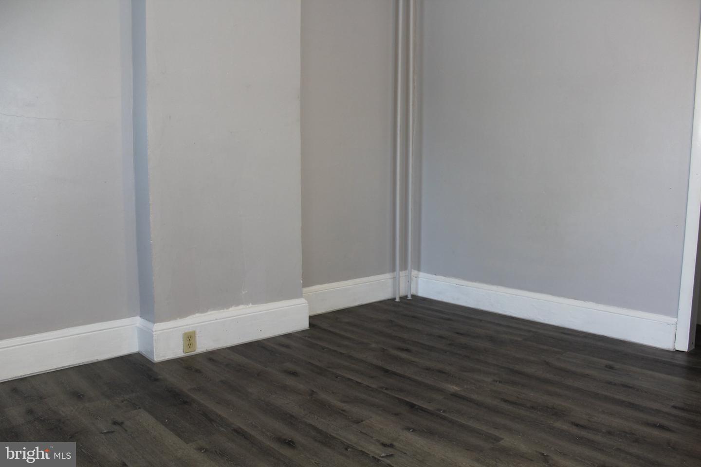 50 E 2nd St Property Photo 30