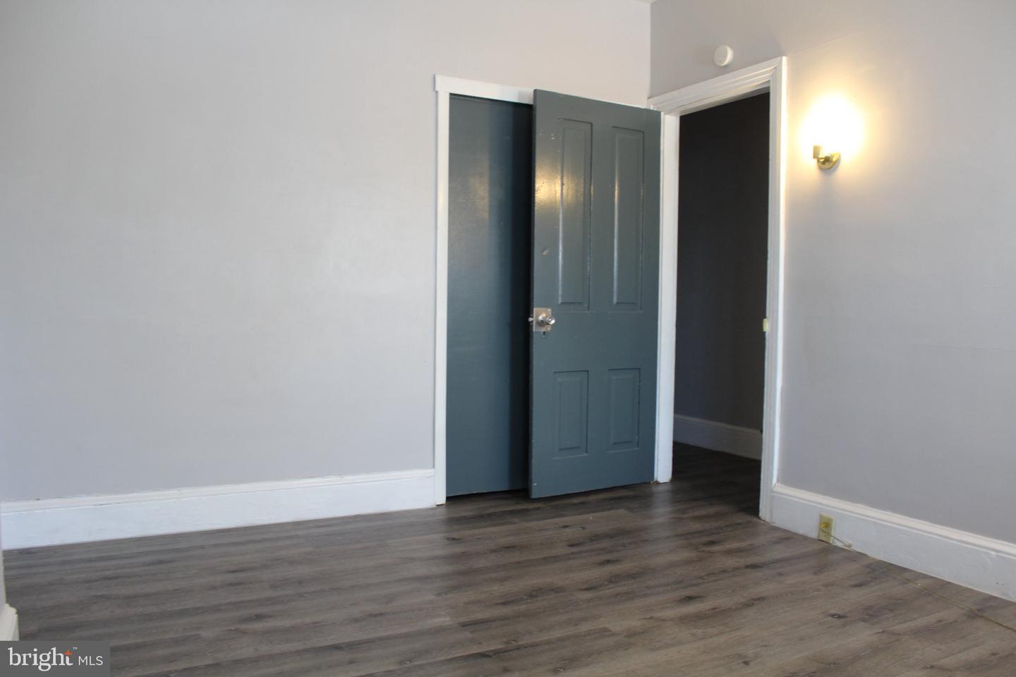 50 E 2nd St Property Photo 31