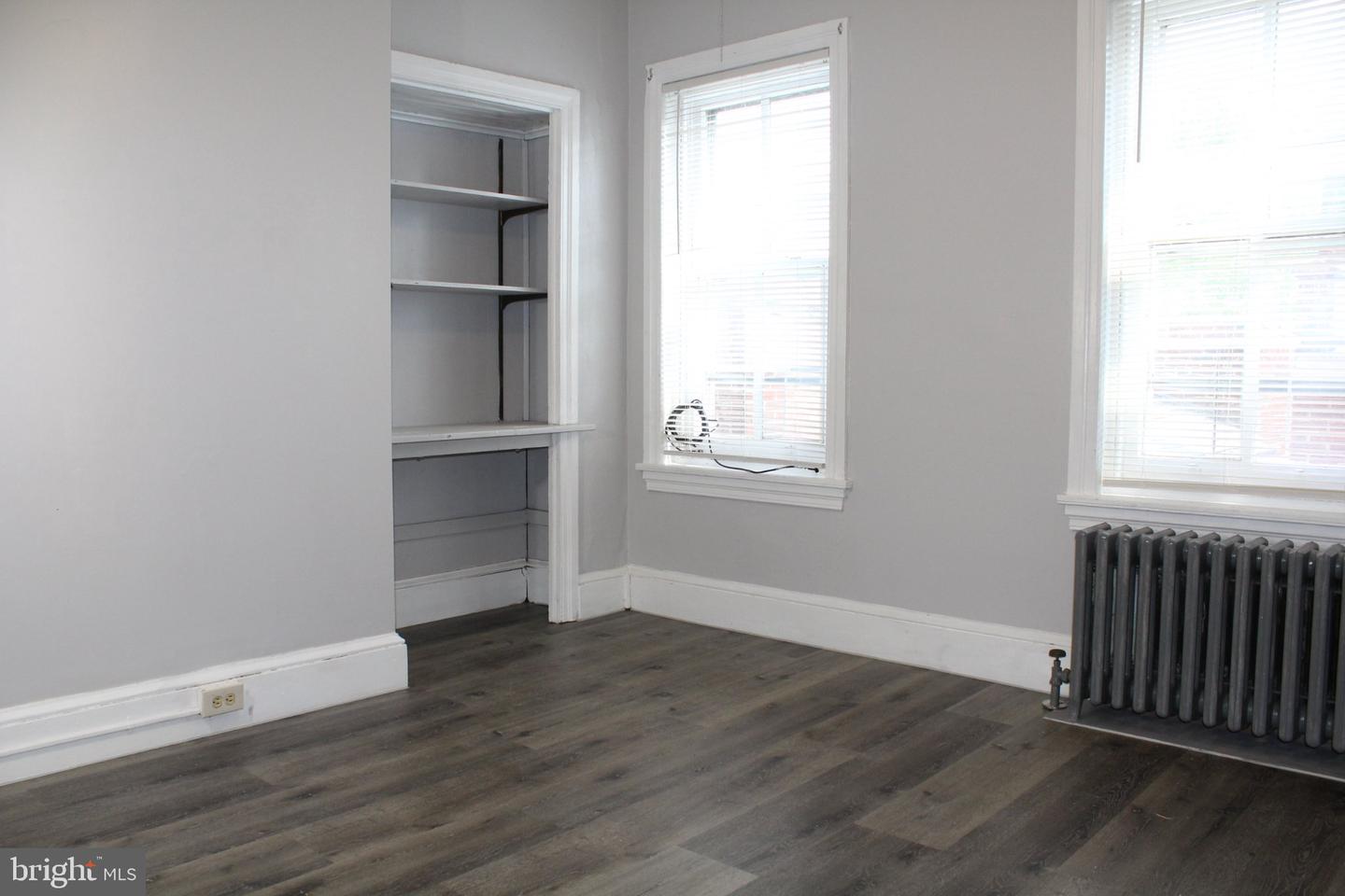50 E 2nd St Property Photo 32