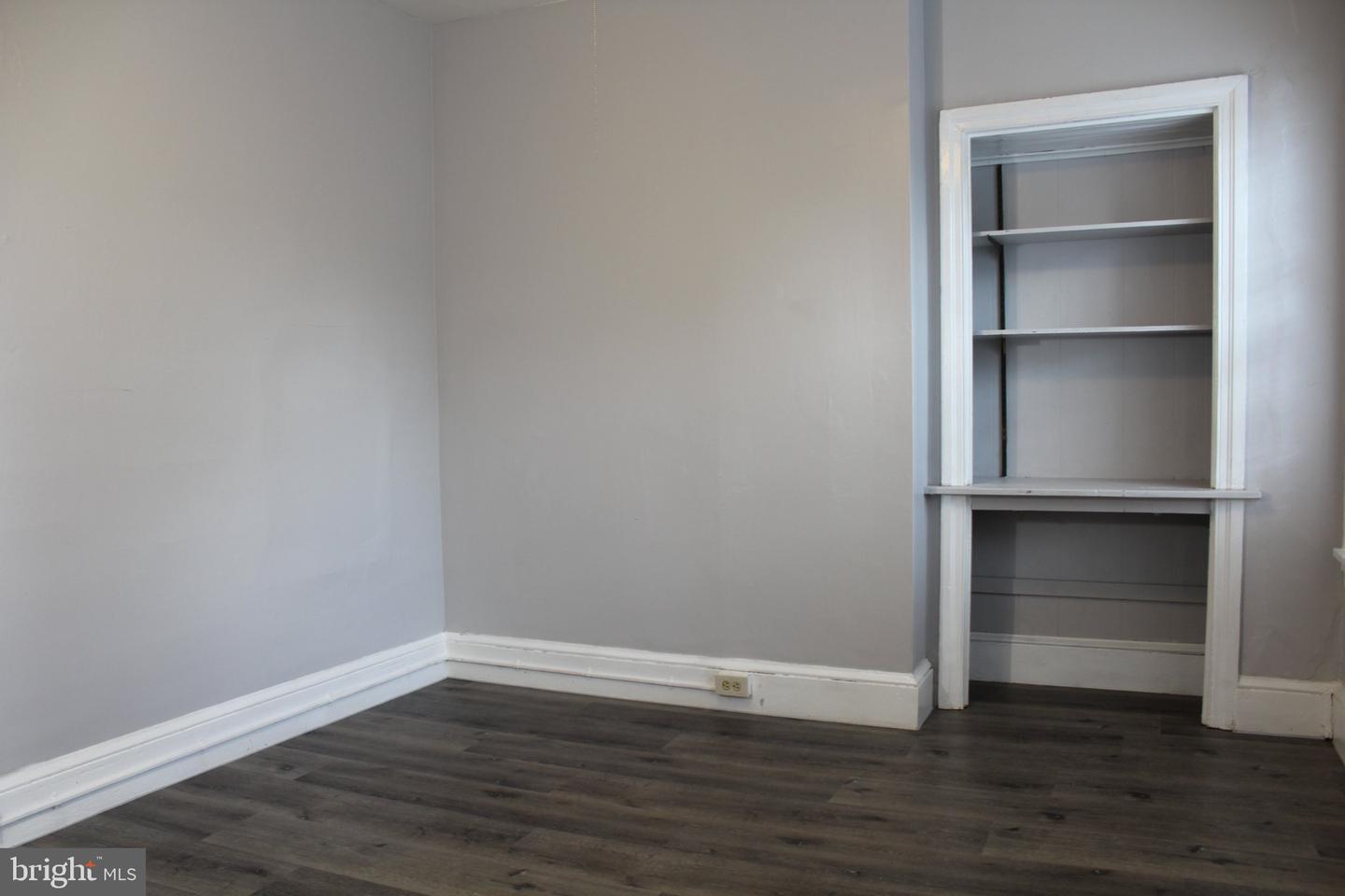 50 E 2nd St Property Photo 34