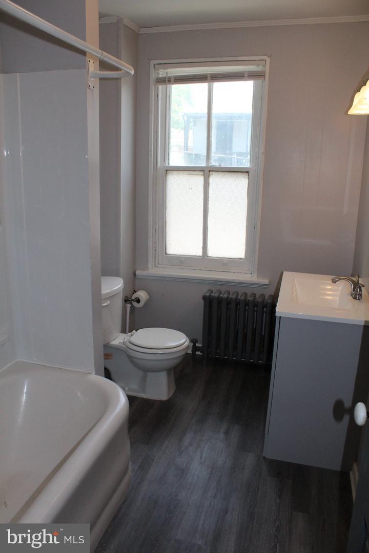 50 E 2nd St Property Photo 44