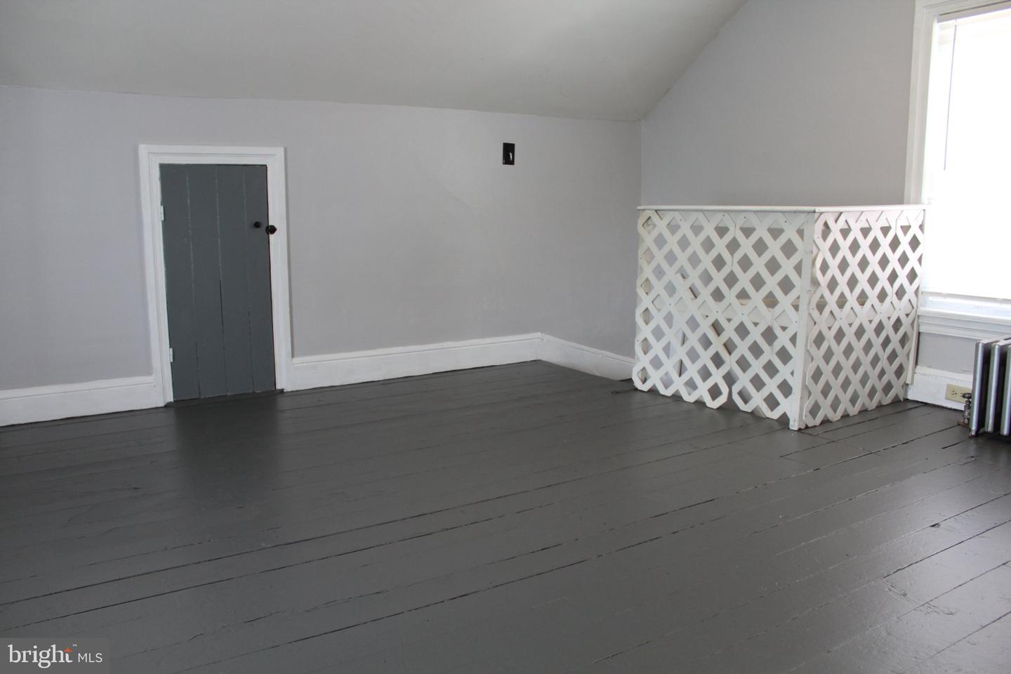 50 E 2nd St Property Photo 52