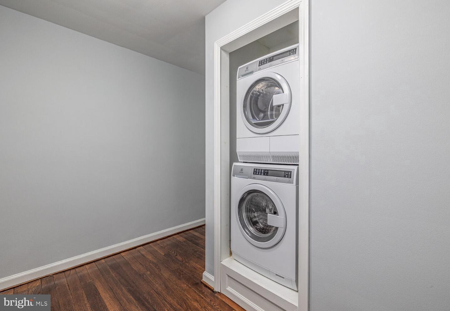 150 E Wynnewood Rd #15c Property Photo 10