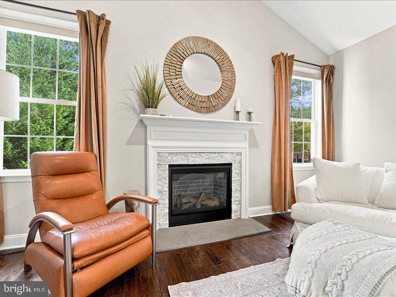 104 Durham Ct Property Photo 8