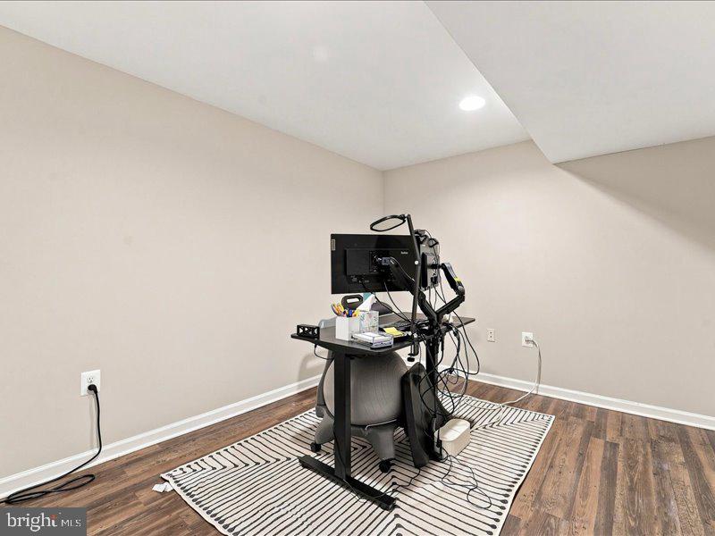 104 Durham Ct Property Photo 32