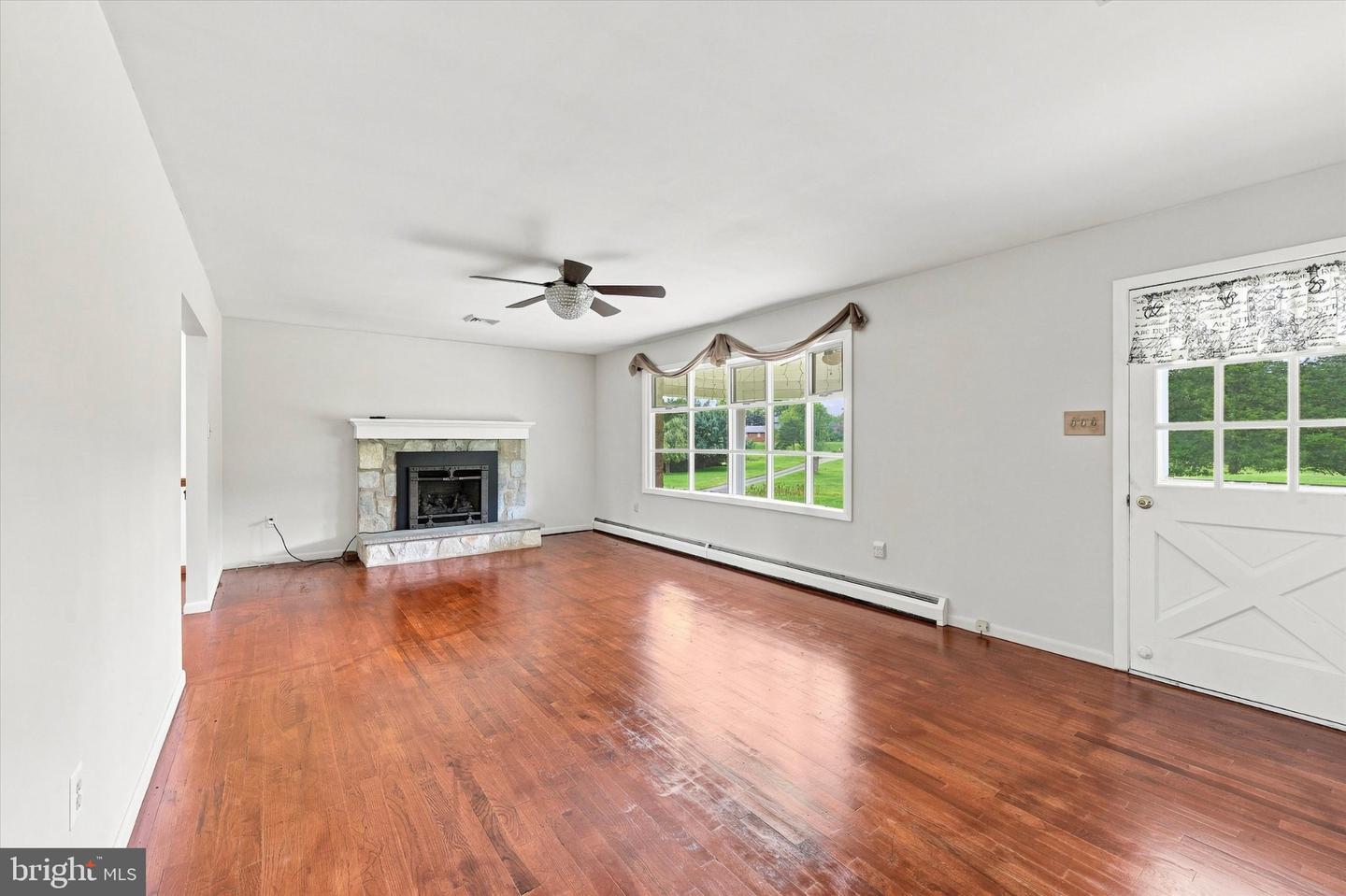 2850 Thompson Rd Property Photo 11