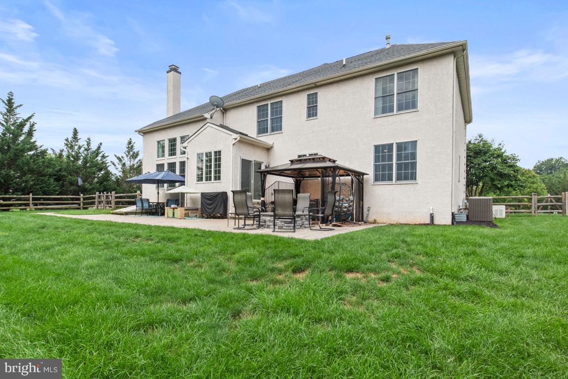1108 Kingsley Hall Dr Property Photo 51
