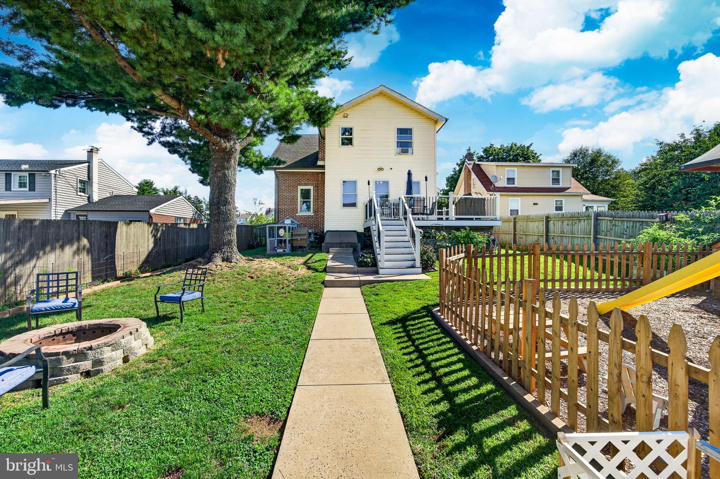 130 Franklin Ave Property Photo 57