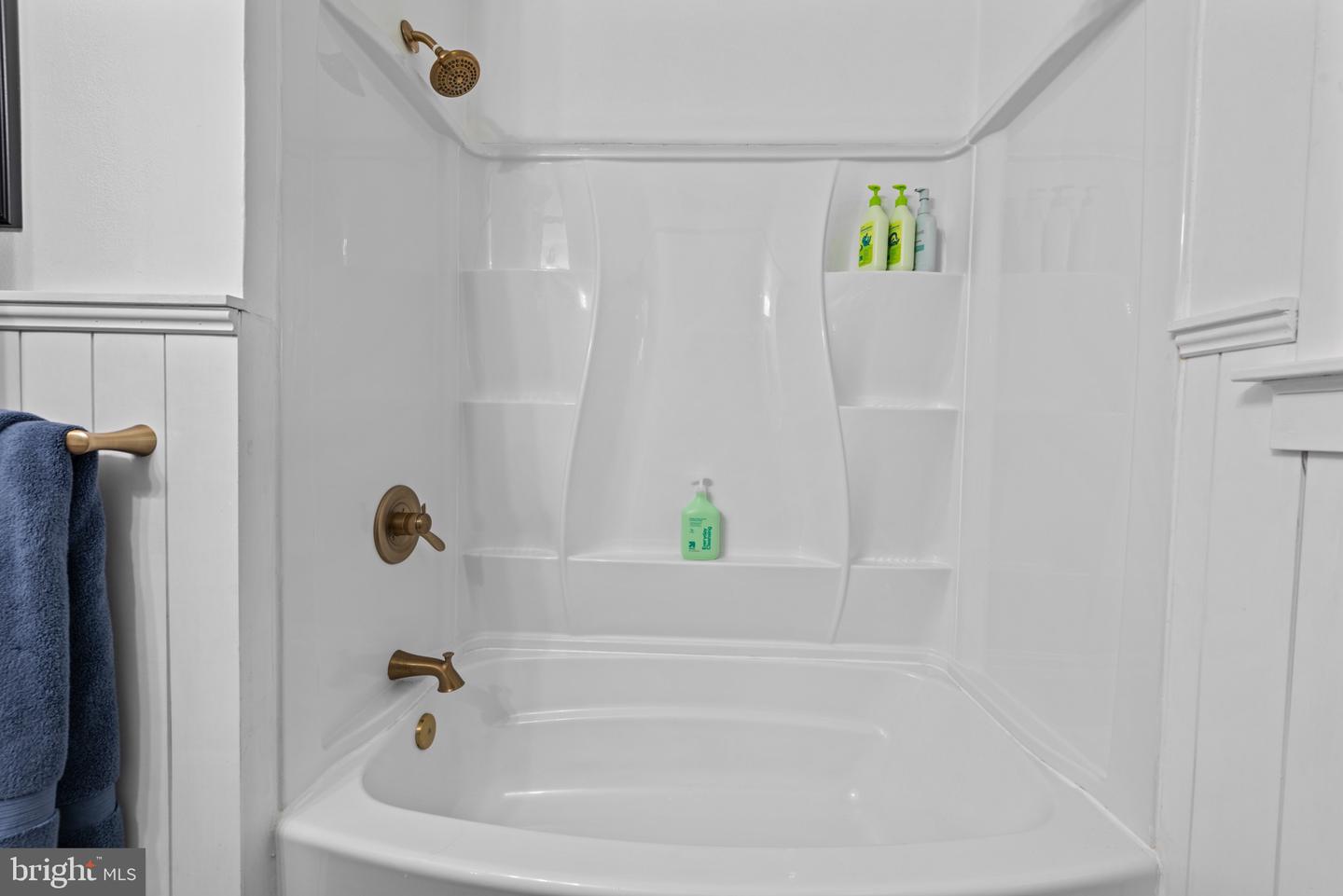 37 Little Rd Property Photo 15