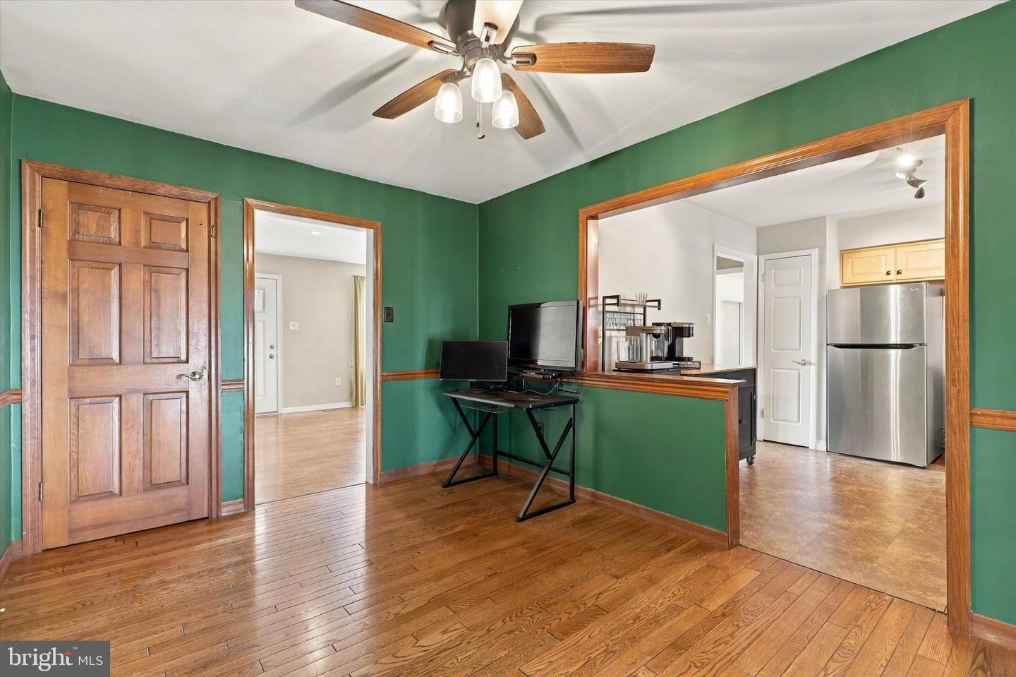 2865 Grant Ave Property Photo 8
