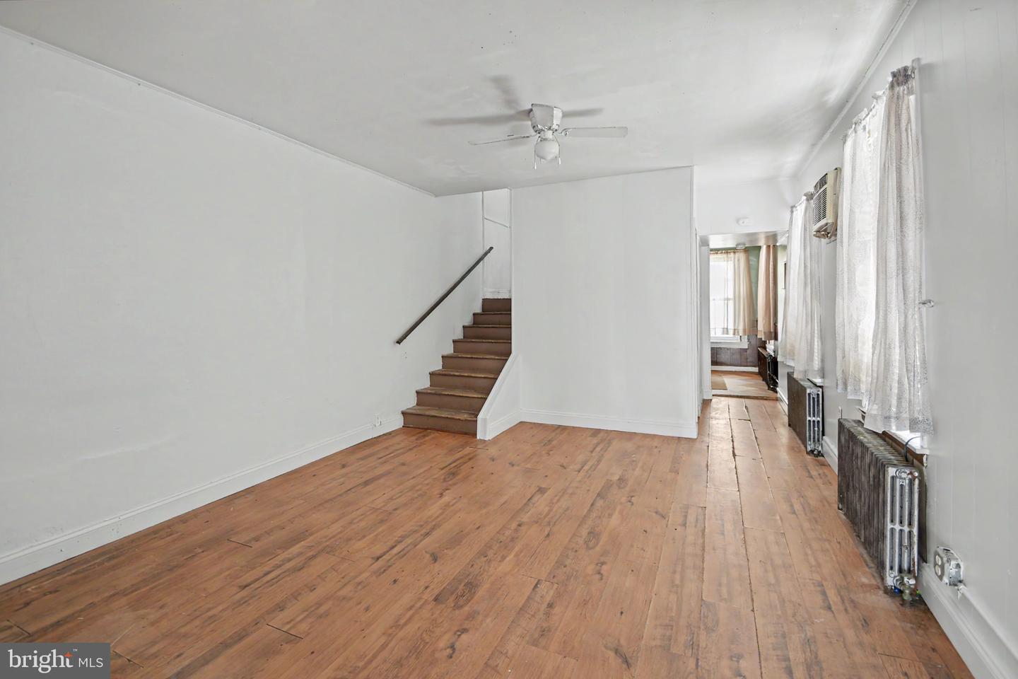 552 King St Property Photo 6