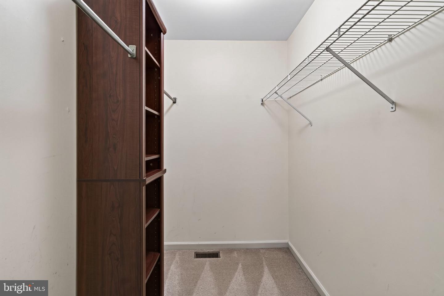 4 Moses Ln Property Photo 22