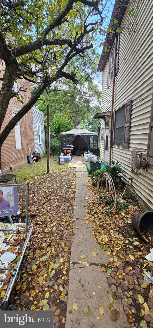 426 Walnut St Property Photo 12