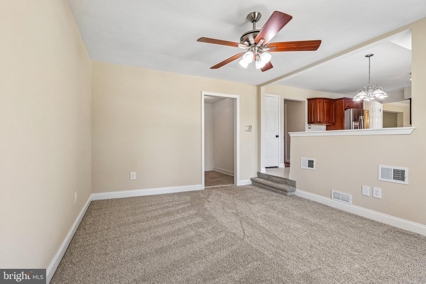 233 Bellows Way Property Photo 14