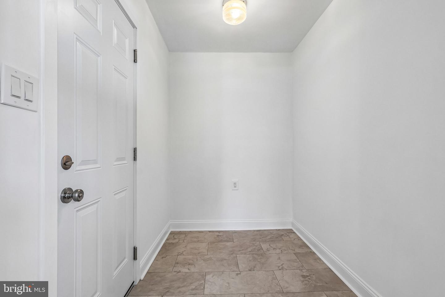 233 Bellows Way Property Photo 16