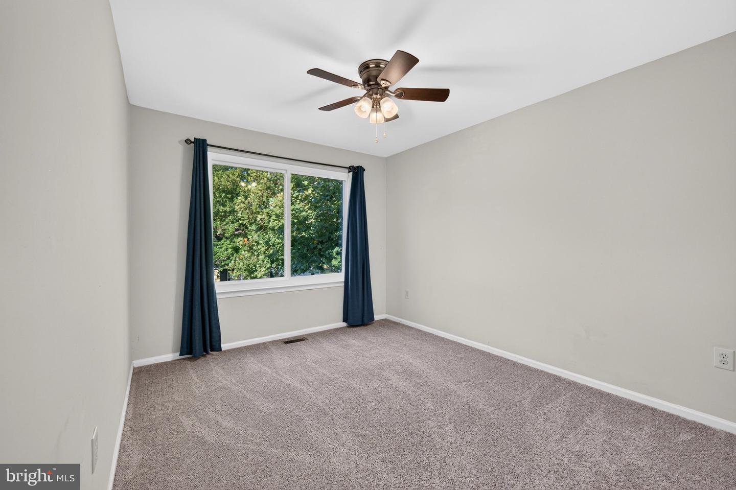 210 Shirley Ln Property Photo 28