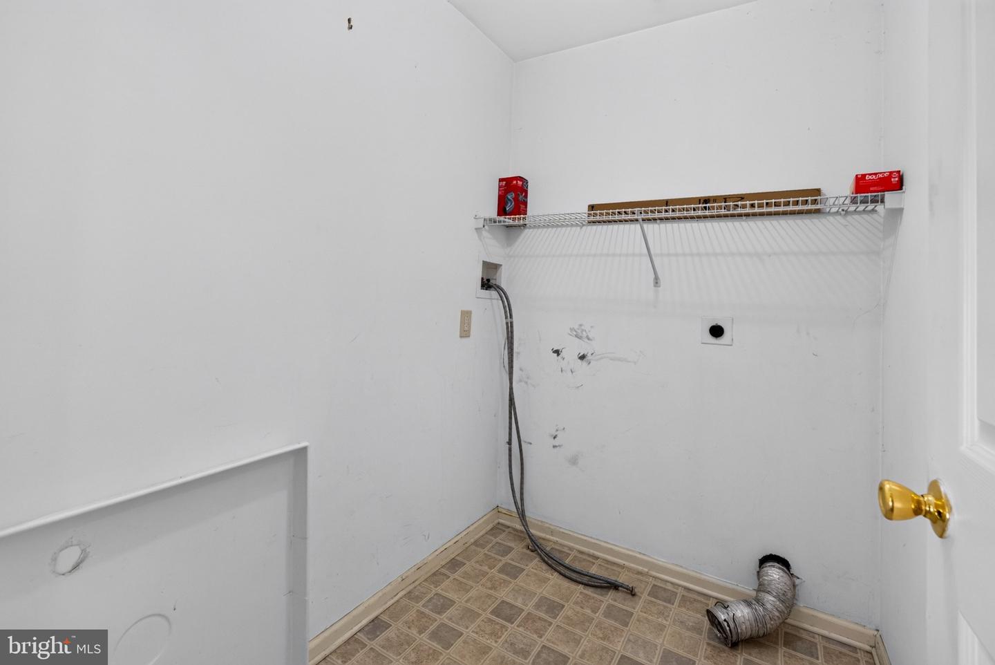 210 Shirley Ln Property Photo 33
