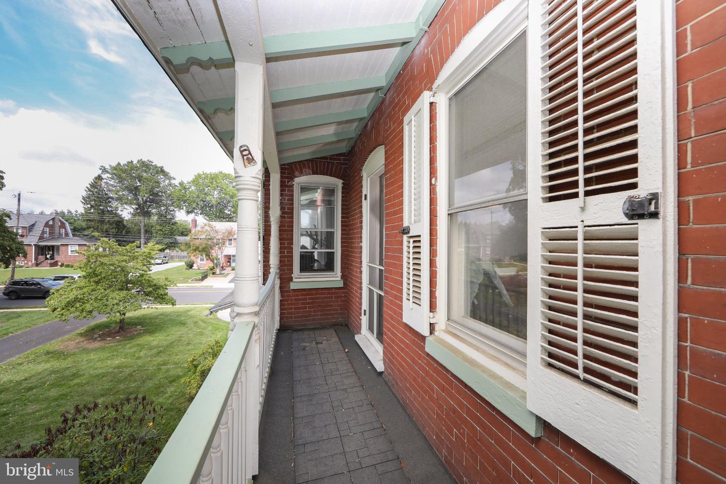 862 Walnut St Property Photo 31