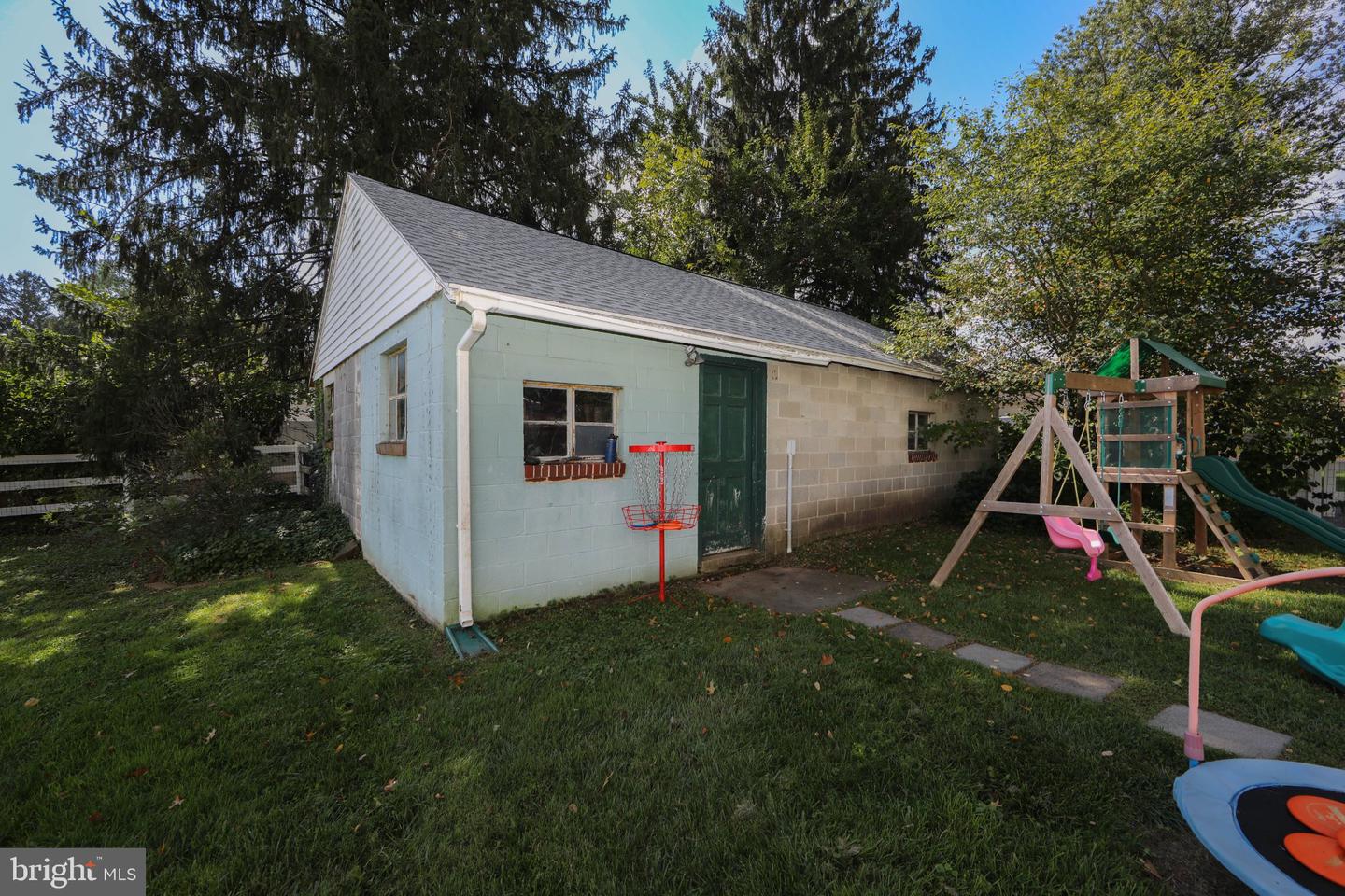 862 Walnut St Property Photo 46