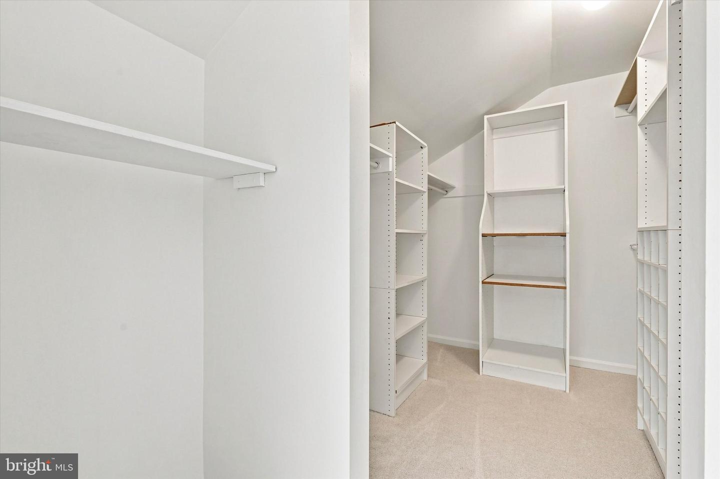 307 Winding Way Property Photo 17