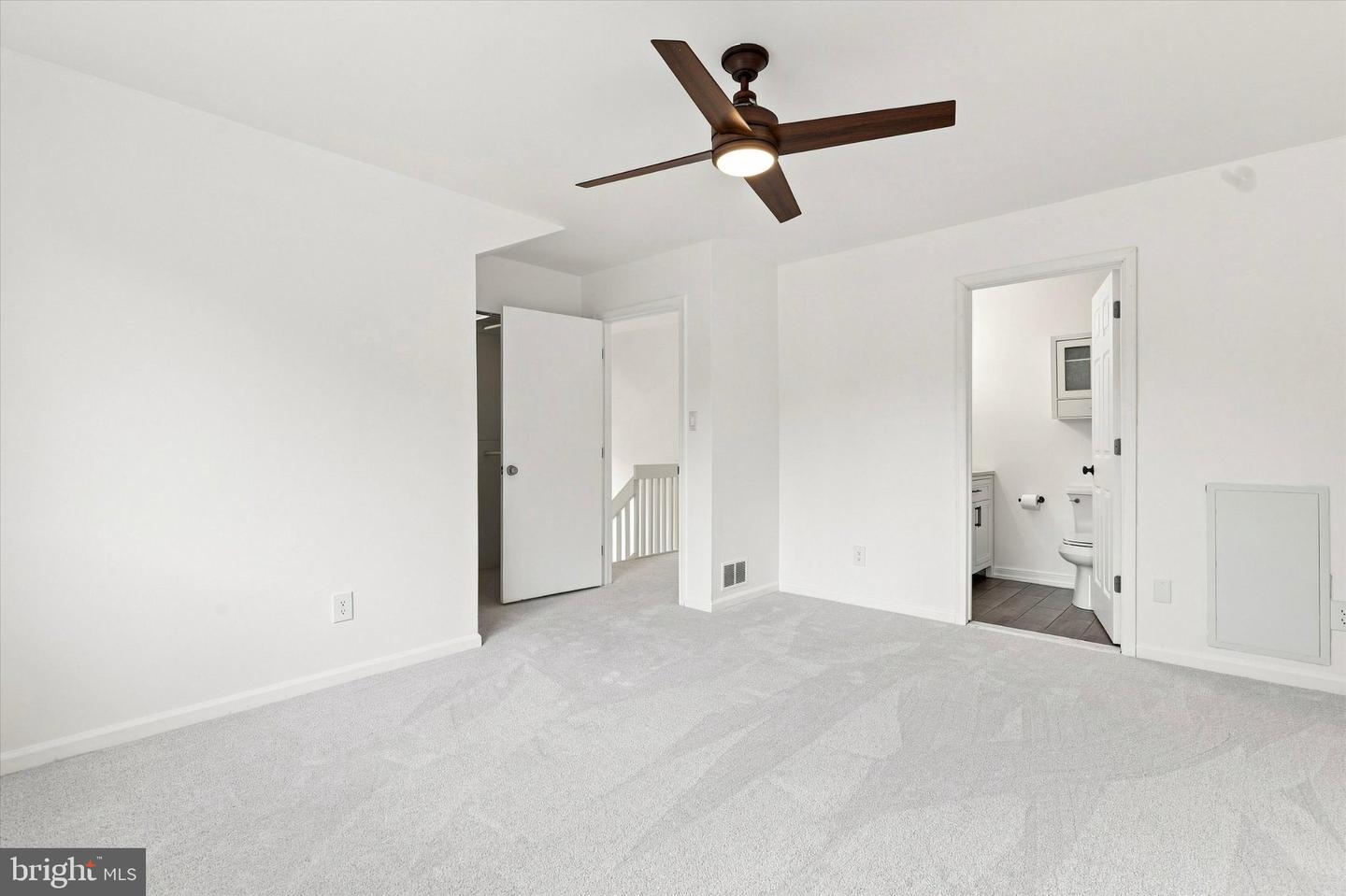 307 Winding Way Property Photo 18