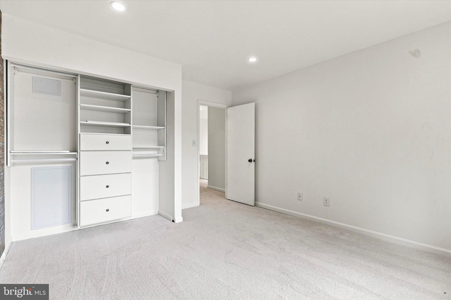 307 Winding Way Property Photo 21